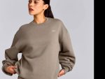 Women's Gray Cropped Hoodie & Jogger Pants Set - Image 2