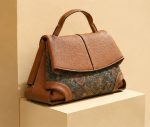 Women’s Vintage Leather Handbag – Elegant Brown Top Handle Shoulder Bag with Printed Design - Image 3